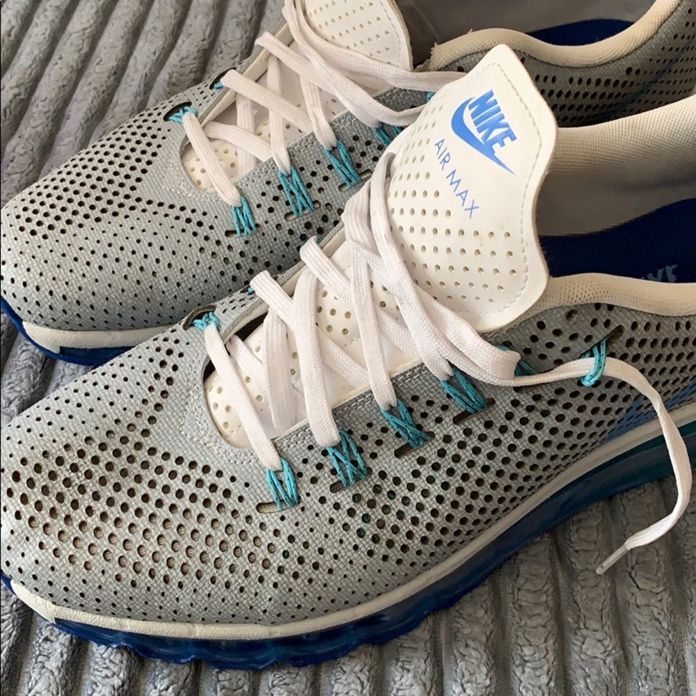 Men’s Nike waffle skin air max